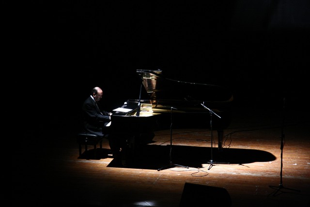 Abdel Wahab & The Piano